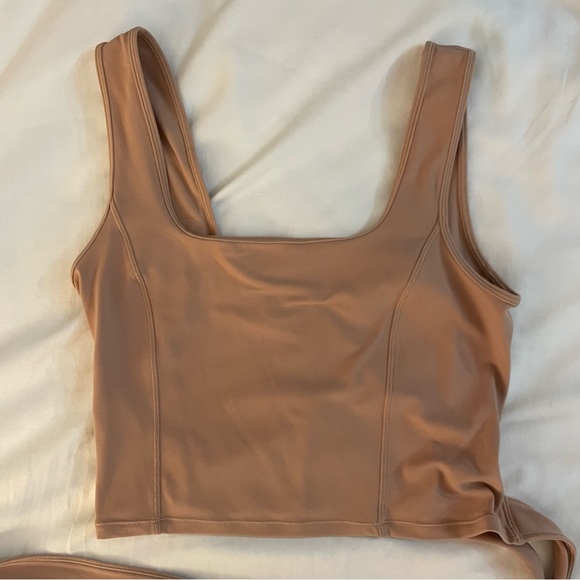 Lululemon Get Centred Crop Tank - Picture 5 of 7
